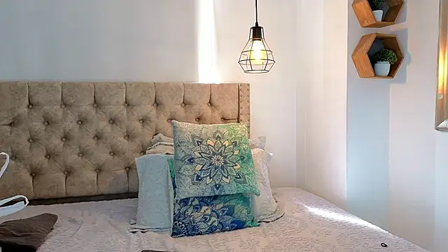 Snapshot of Anya_Texas chatting on October 19, 2025, 7:27 pm Anya Texas online show from October 19, 2025, 7:27 pm