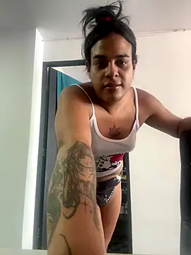 tattys sexy online show from October 30, 2025, 6:05 pm