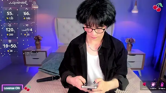 Snapshot of cherryy_boy chatting on October 12, 2025, 6:42 pm cherryy boy online show from October 12, 2025, 6:42 pm