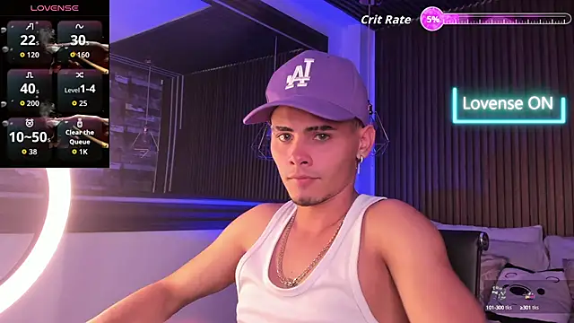 Snapshot of _white_fox_1 chatting on September 30, 2025, 8:37 pm white fox 1 online show from September 30, 2025, 8:37 pm