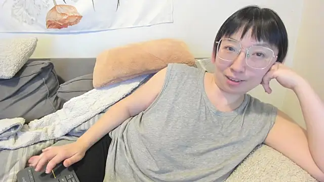 luxgray online show from February 2, 2026, 12:20 am