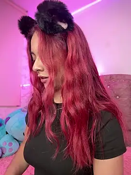 Snapshot of YovngBaby chatting on October 24, 2025, 4:55 am YovngBaby online show from October 24, 2025, 4:55 am