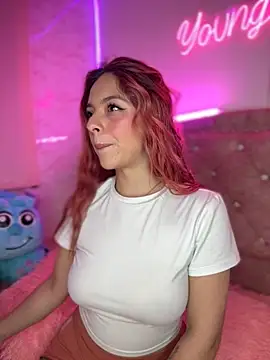 YovngBaby online show from November 18, 2025, 3:10 am