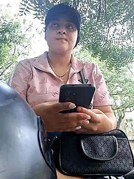 Snapshot of Liancy chatting on September 17, 2025, 9:06 pm Liancy online show from September 17, 2025, 9:06 pm