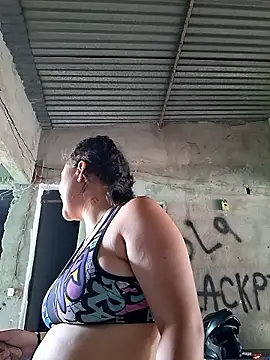 Snapshot of Liancy chatting on October 25, 2025, 7:14 pm Liancy online show from October 25, 2025, 7:14 pm