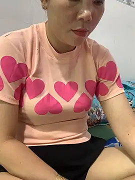 Snapshot of Baby-bigtits chatting on October 9, 2025, 2:56 am Baby-bigtits online show from October 9, 2025, 2:56 am