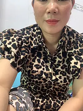 Snapshot of Baby-bigtits chatting on October 6, 2025, 3:08 am Baby-bigtits online show from October 6, 2025, 3:08 am