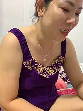 Baby-bigtits online show from March 10, 2025, 1:00 pm