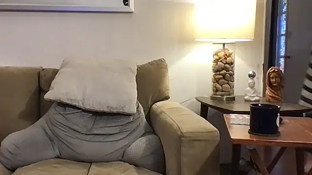 Snapshot of Rock_Pierce chatting on September 20, 2025, 8:03 pm Rock Pierce online show from September 20, 2025, 8:03 pm