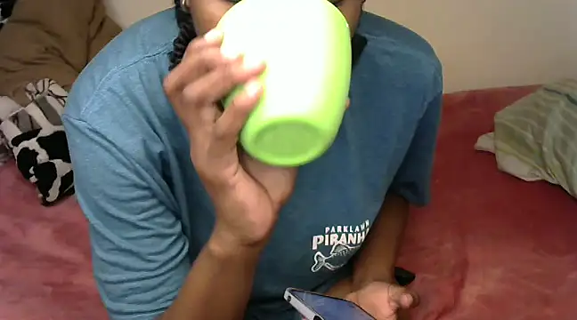Snapshot of sweet_rozie chatting on March 13, 2025, 5:33 am sweet rozie online show from March 13, 2025, 5:33 am