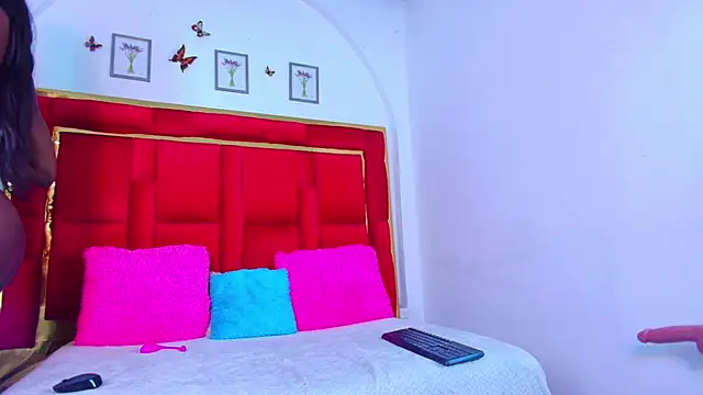 Snapshot of CoralHarrinson chatting on September 21, 2025, 9:31 pm CoralHarrinson online show from September 21, 2025, 9:31 pm