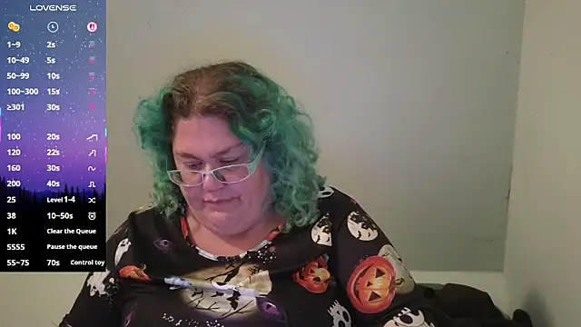 Snapshot of EmberCum chatting on October 4, 2025, 12:45 am EmberCum online show from October 4, 2025, 12:45 am