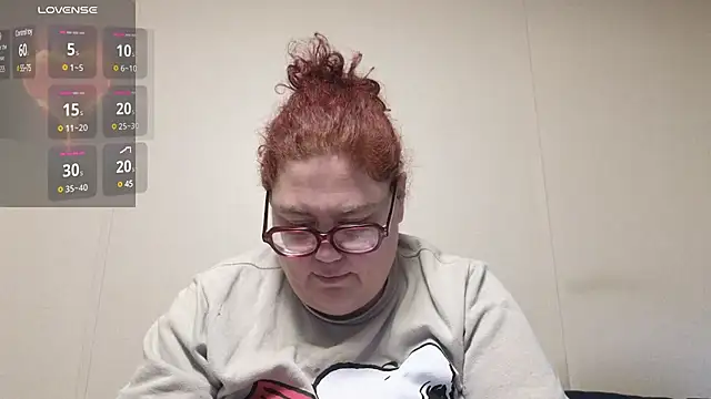 EmberCum online show from February 6, 2025, 10:25 am
