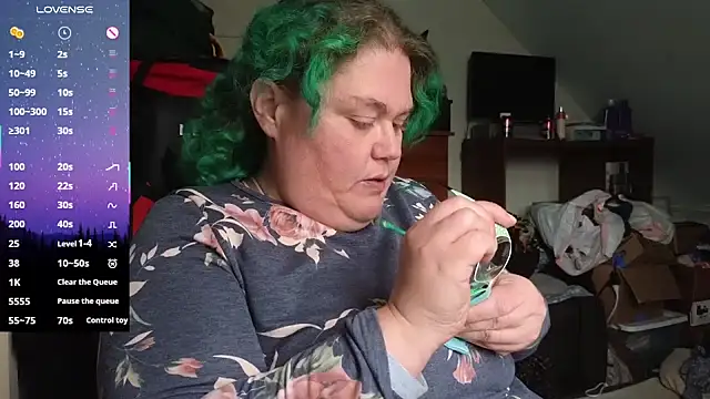 Snapshot of EmberCum chatting on October 25, 2025, 5:13 pm EmberCum online show from October 25, 2025, 5:13 pm