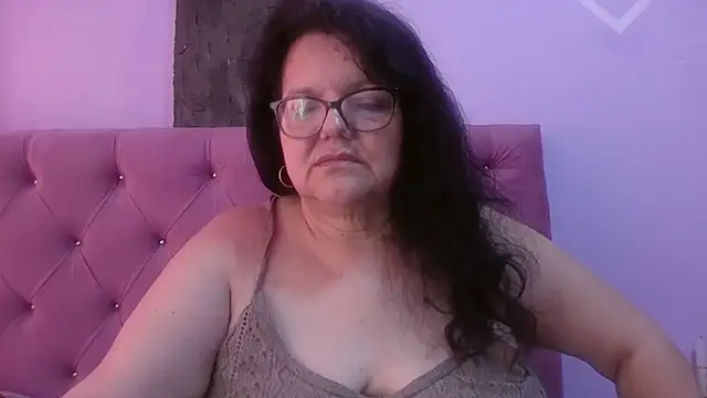 Snapshot of kassandra02 chatting on June 27, 2026, 2:01 pm kassandra02 online show from June 27, 2026, 2:01 pm