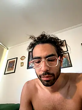 Redfloweer1 online show from October 14, 2025, 2:39 pm