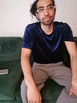 Redfloweer1 online show from September 22, 2025, 2:01 pm