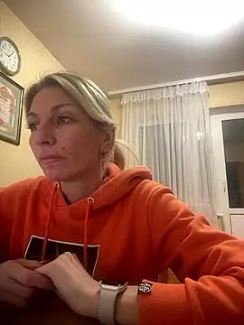 Your Dayana online show from December 3, 2024, 2:33 pm