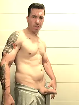 Snapshot of Lord_Two chatting on September 21, 2025, 12:21 pm Lord Two online show from September 21, 2025, 12:21 pm