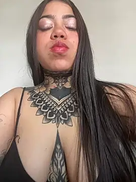 aliensexy online show from February 7, 2025, 7:06 pm