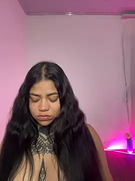 Snapshot of aliensexy chatting on October 5, 2025, 1:40 am aliensexy online show from October 5, 2025, 1:40 am