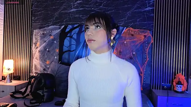 diosagolden online show from October 15, 2025, 8:39 pm