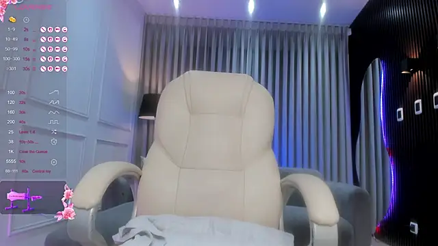 Anna parkker  online show from March 4, 2025, 11:08 am