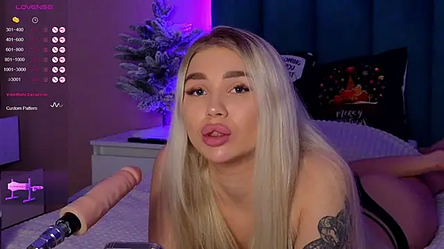Snapshot of DreamPussyy chatting on January 13, 2025, 3:12 am DreamPussyy online show from January 13, 2025, 3:12 am