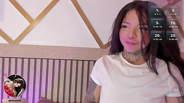 NinaInk online show from January 9, 2026, 10:44 am