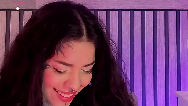 NinaInk online show from April 4, 2026, 11:50 am