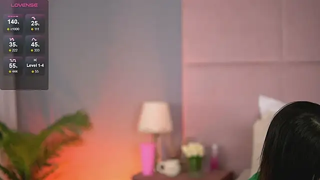 AlmaLuv online show from March 18, 2025, 7:44 am