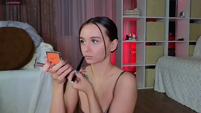 Katy perry  online show from February 15, 2025, 2:37 am