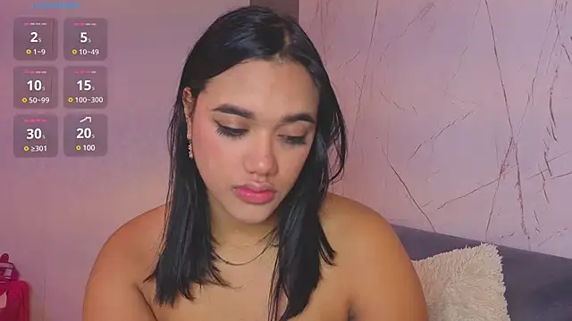 Snapshot of ElaEndez_ chatting on March 7, 2025, 12:34 pm ElaEndez online show from March 7, 2025, 12:34 pm