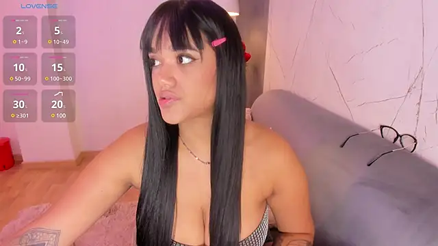 Snapshot of ElaEndez_ chatting on February 22, 2025, 1:46 pm ElaEndez online show from February 22, 2025, 1:46 pm