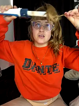 Snapshot of tekila__ chatting on October 23, 2025, 7:12 pm tekila online show from October 23, 2025, 7:12 pm