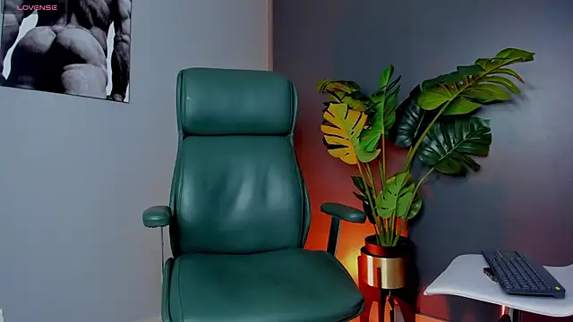 noah crux online show from March 29, 2026, 2:13 am