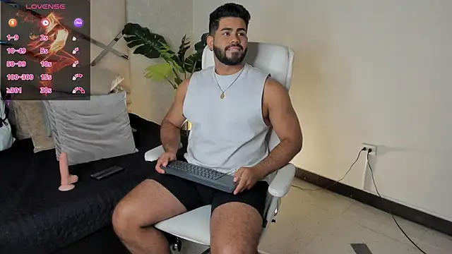 noah crux online show from February 11, 2025, 3:51 pm