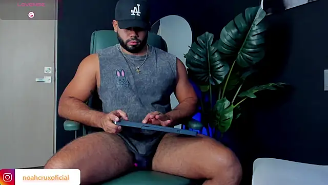noah crux online show from July 13, 2026, 9:25 pm