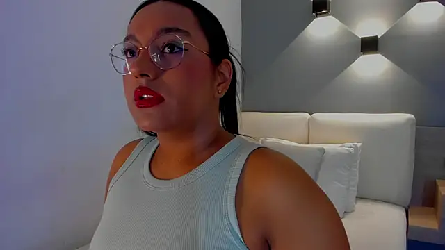 Snapshot of ellamontoya chatting on September 25, 2025, 10:54 am ellamontoya online show from September 25, 2025, 10:54 am