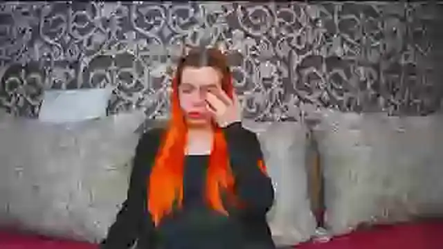 Snapshot of ElllaNuar chatting on November 12, 2025, 3:21 am ElllaNuar online show from November 12, 2025, 3:21 am