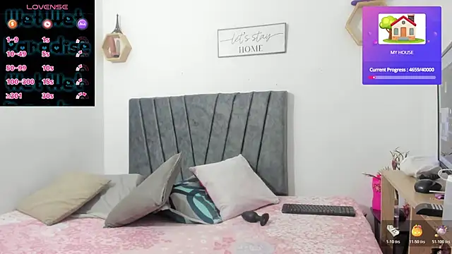 Snapshot of clarise_cooper chatting on May 10, 2026, 8:07 am clarise cooper online show from May 10, 2026, 8:07 am