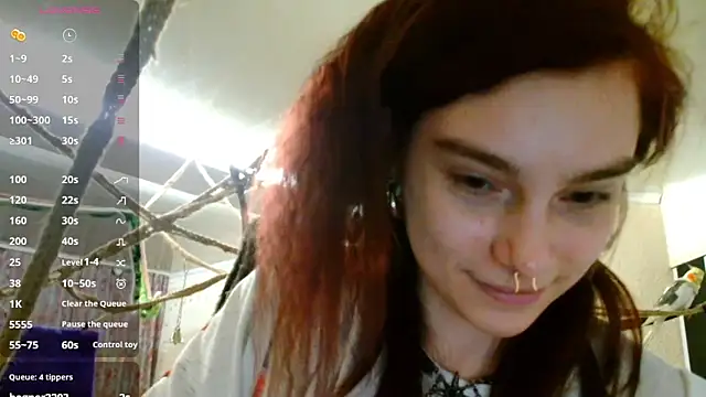 Sophie Bell online show from February 1, 2025, 6:08 pm