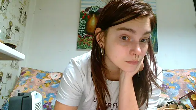 Sophie Bell online show from March 18, 2025, 5:33 pm