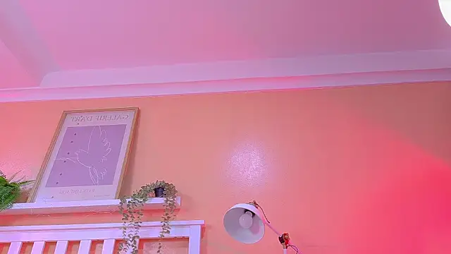 KendalMilleer online show from December 19, 2025, 10:28 am