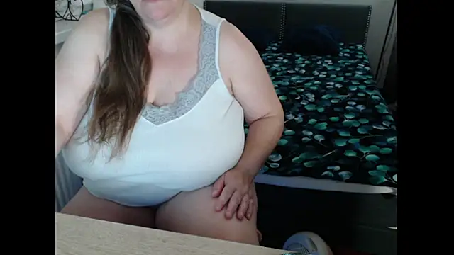 Sweetboobs online show from September 17, 2025, 7:16 pm