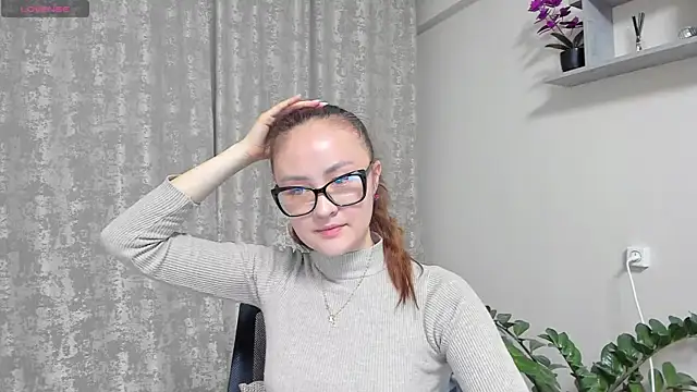 Snapshot of Diana_Taylor chatting on April 22, 2026, 9:10 pm Diana Taylor online show from April 22, 2026, 9:10 pm