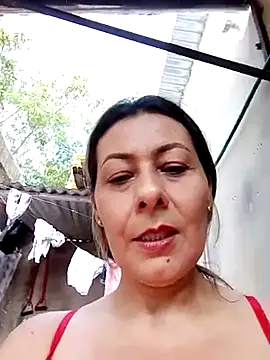 Mia-funny20 online show from February 12, 2025, 7:13 pm