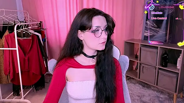 Molly Sunshine online show from October 8, 2025, 11:01 am