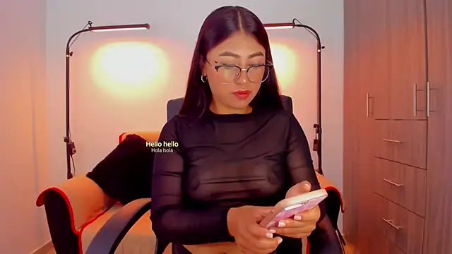 cloy baby   online show from November 5, 2025, 10:40 am