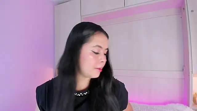 Snapshot of valerymeyerr chatting on October 1, 2025, 4:17 am valerymeyerr online show from October 1, 2025, 4:17 am